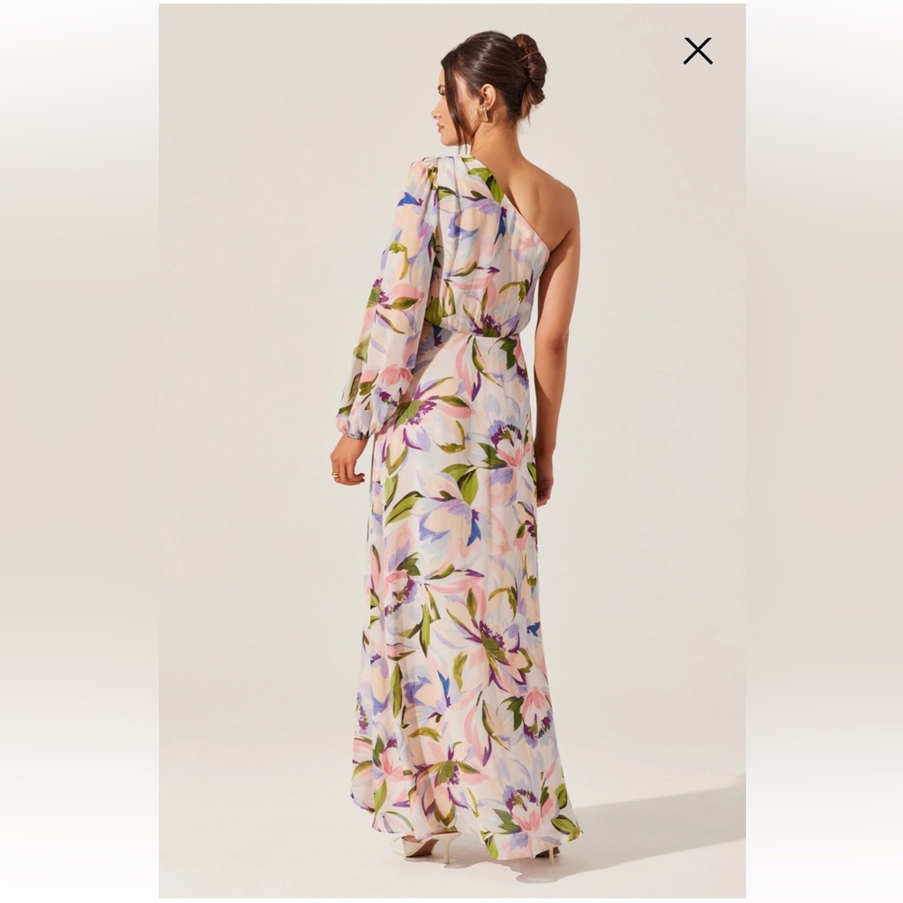 Astr One-Shoulder Floral Dress in Pink and Purple - Picture 5 of 14